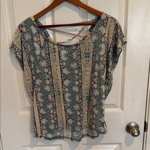 A&E Floral Top